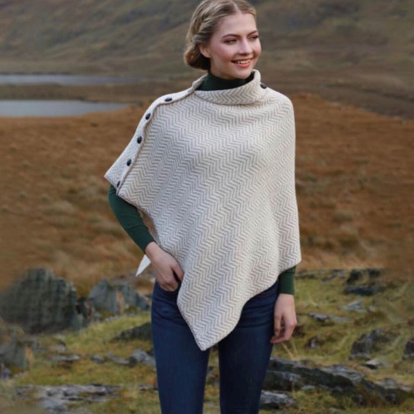 aran woolen mills Sweaters - Aran Woolen Mills 100% Merino Wool The County Mayo Herringbone Poncho NWT